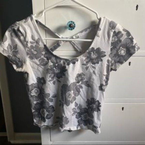 Prince & Fox Crop Top Floral T-shirt Crossed Straps on Back - Picture 1 of 1